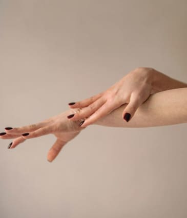 Binsina Skin & Laser Clinic - Electrolysis 4